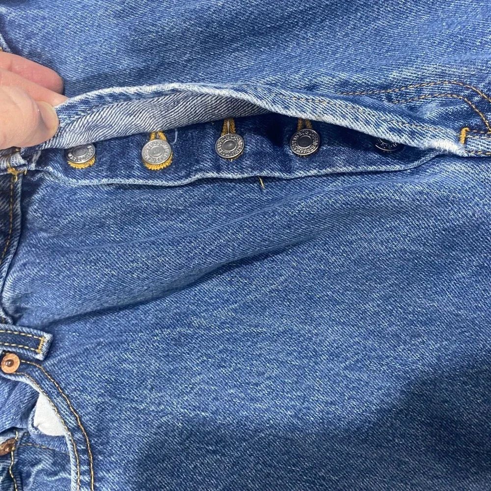 Vintage Levis 501 Jeans Mens W40 L32 (38x31) Button Fly Straight Leg Red Tab 90'